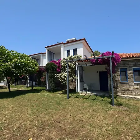 Apartman Mikri Elia *